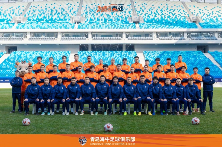 青島海牛一線隊名單：老將鄭龍、薩里奇坐鎮(zhèn)，金洋洋等新援在列